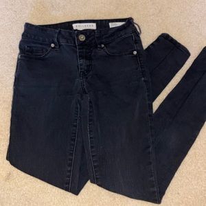 BULLHEAD low rise skinny jeans :)